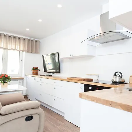 アパート Rafa ウストカ